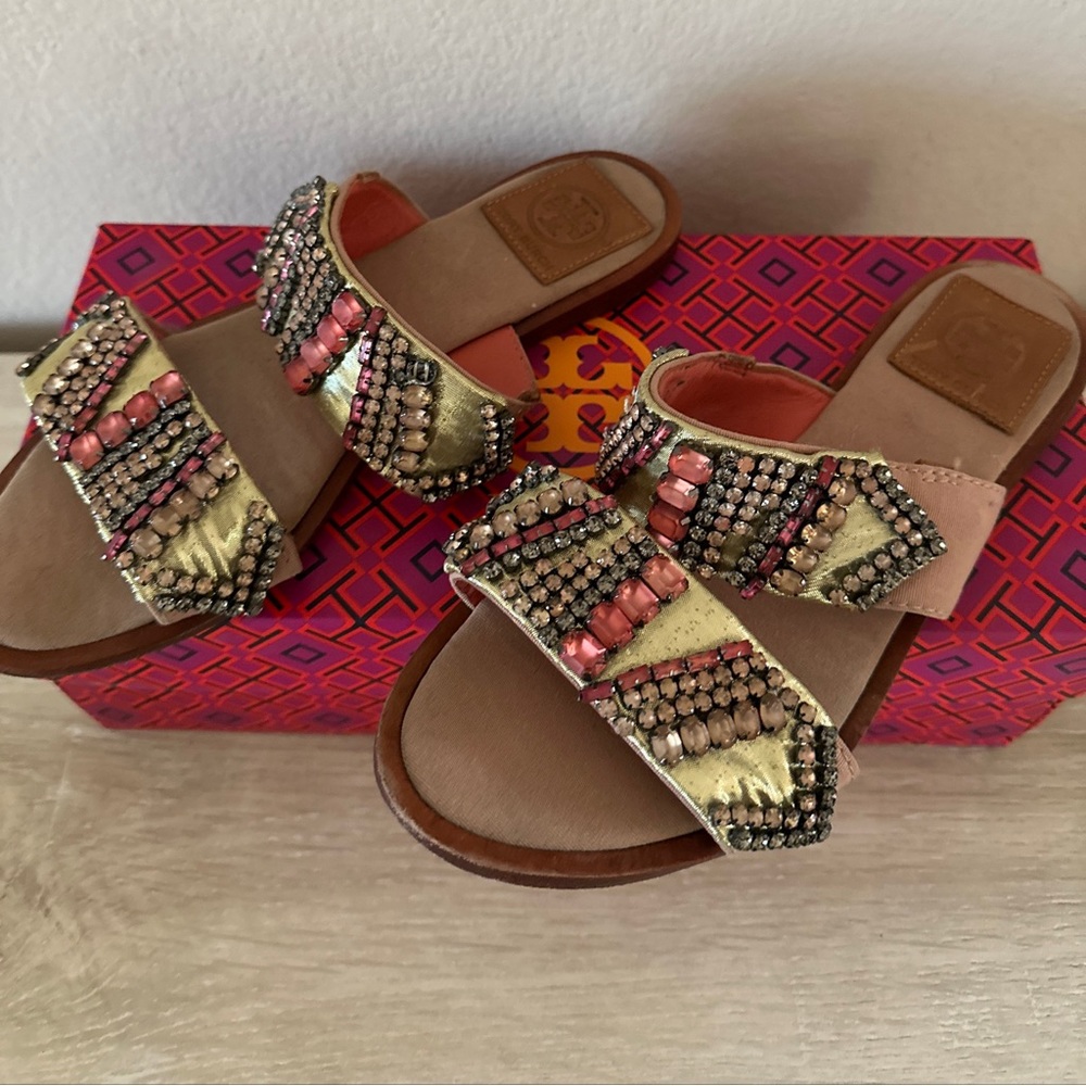 Tory burch sandals size 6 Beading detail